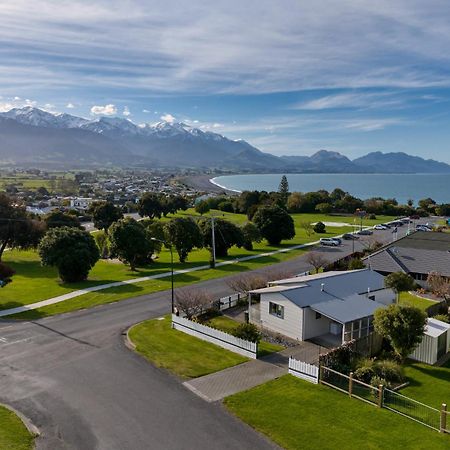 Location With Ocean And Mountain Views Villa Kaikoura Exteriör bild