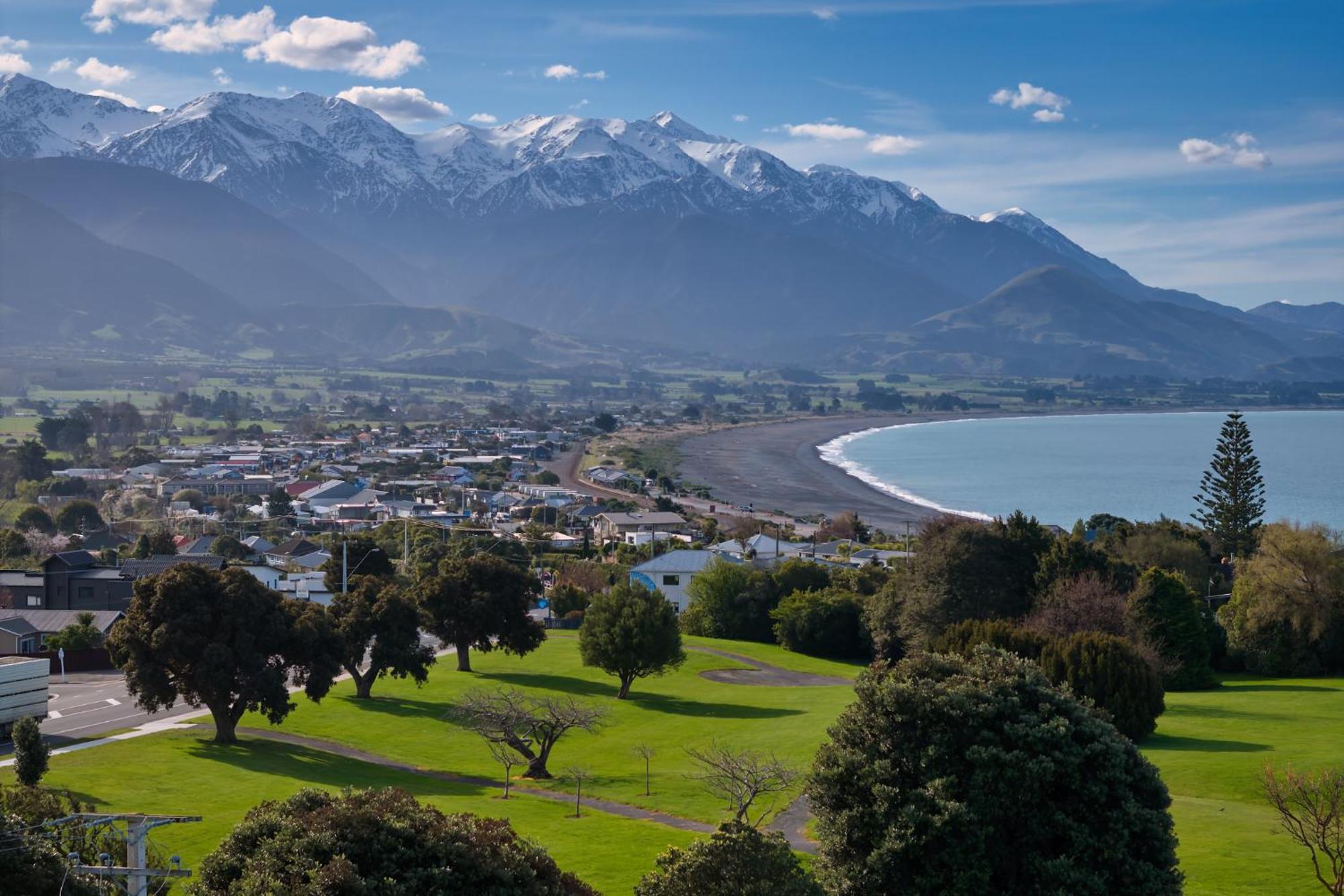 Location With Ocean And Mountain Views Villa Kaikoura Exteriör bild